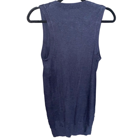 GAP SWEATER VEST - Picture 2 of 2